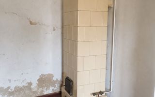 Casă de vânzare cu teren generos în Valea lui Mihai - Poză 5