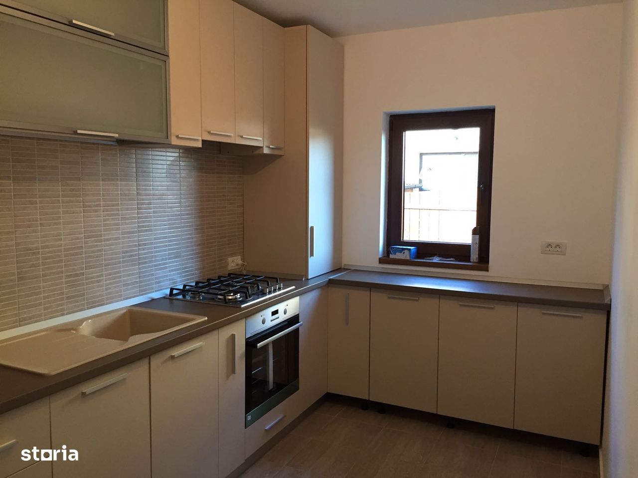 Casă de vânzare – Chiajna Dudu aproape de padure , curte 212 mp - Poză 2