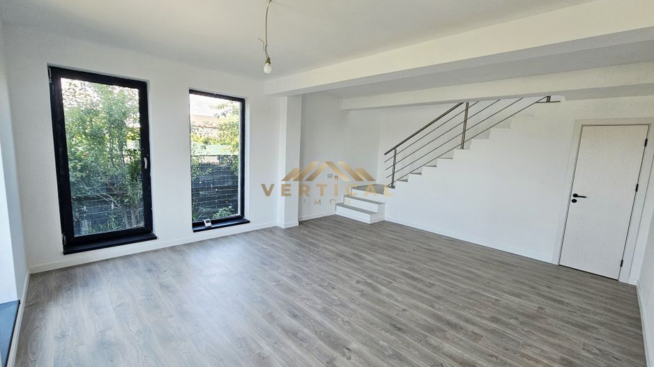 Vila 4 camere in centrul comunei Berceni - Poză 9
