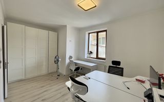 Apartament cu 3 camere Ultracentral - Poză 11