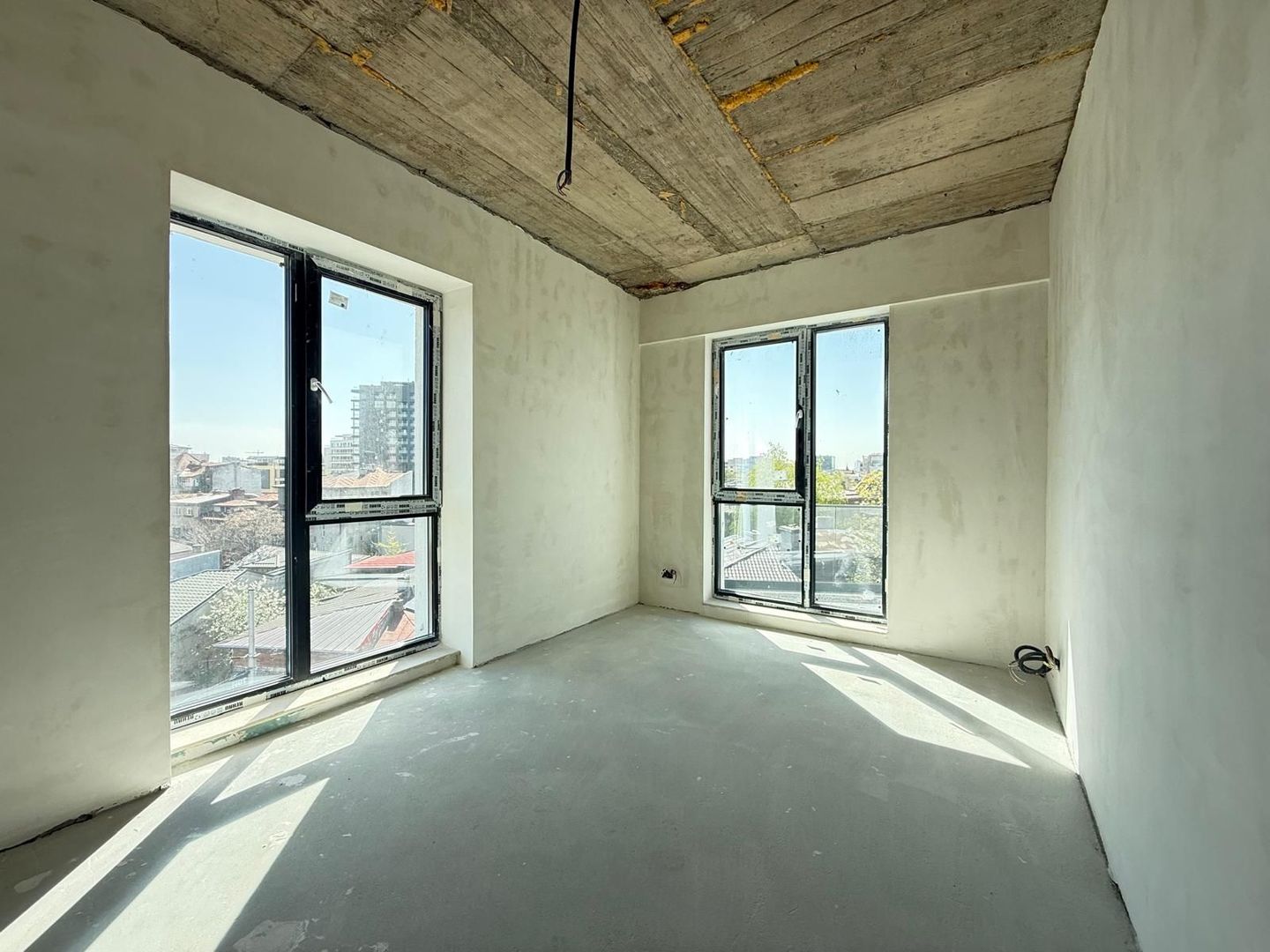 APARTAMENT 2 CAMERE + 9 MP BIROU | ZONA EMINESCU | DACIA - Poză 3