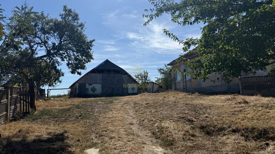 De Vanzare Casa +Teren Intravilan cu 68M FRONT (LOC DE INCA 2 CASE ) - Poză 11