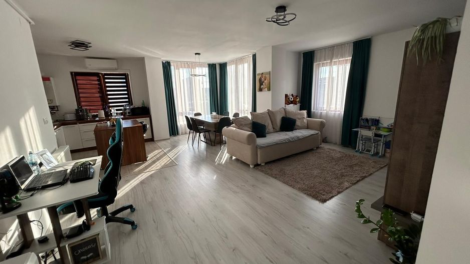 Apartament cu 2 camere cu 70 mp-  Zona Torontal - Poză 1