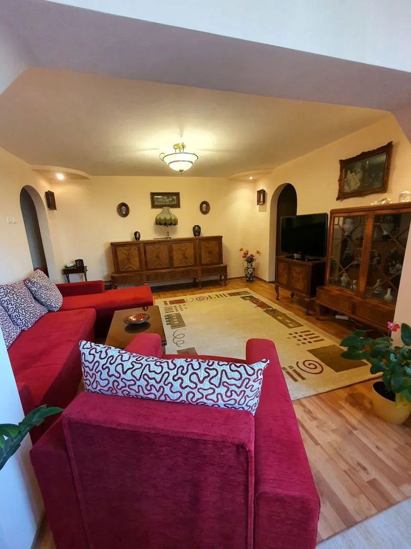 APARTAMENT 2 CAMERE - Poză 2