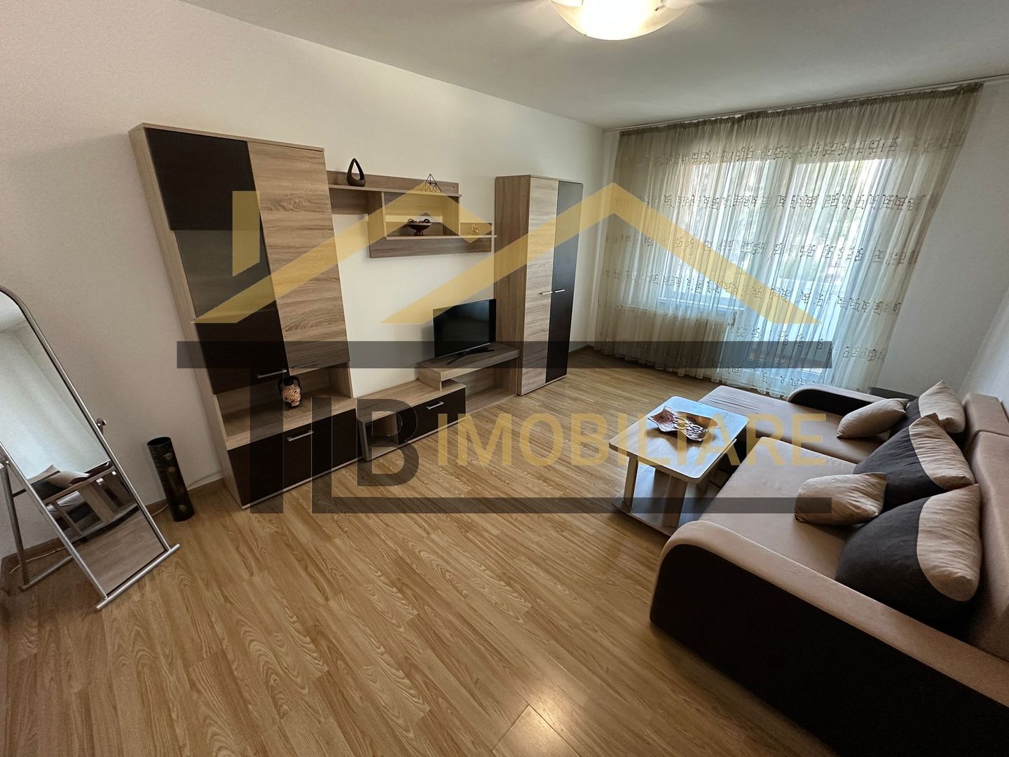 Apartament de 2 camere, 57mp, Zona Fortuna - Poză 1