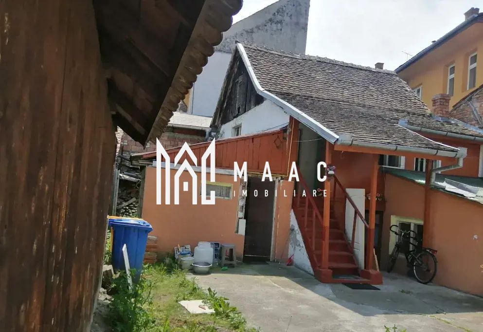 Casa I 3 Camere I Curte I Central - Poză 2