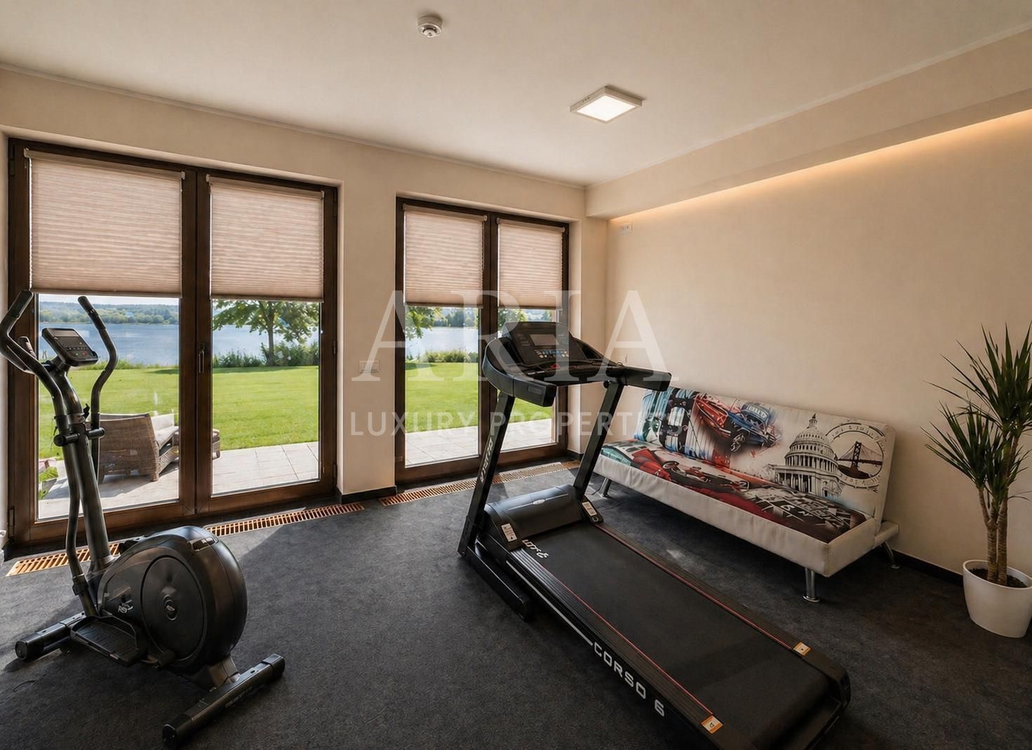 SNAGOV VILA | 36m DESCHIDERE LA LAC | PONTON 250mp | JACUZZI | SPA | BOWLING - Poză 15