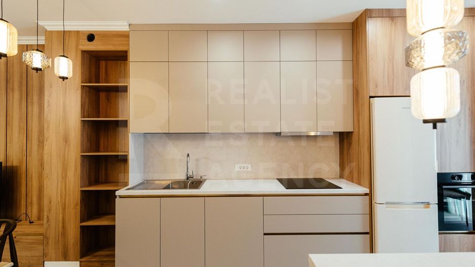 Chirie, apartament, 4 camere, Strada Columna, Centru - Poză 1