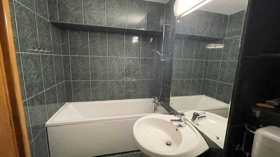 Inchiriere apartament 3 camere - Poză 10