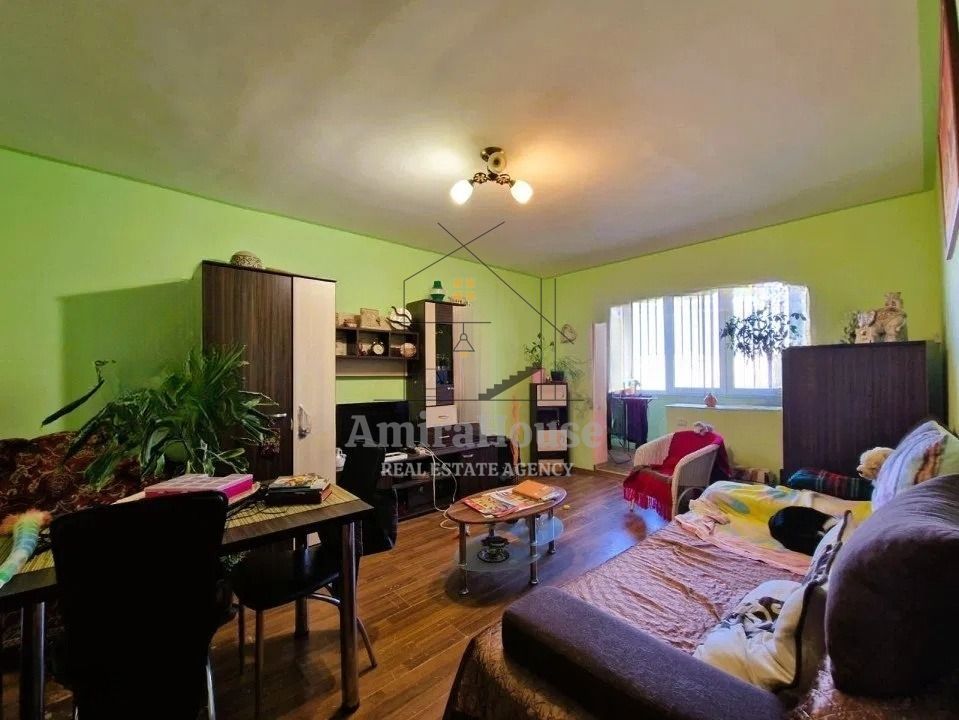 Apartament 3 camere la etajul 3 Intre Lacuri - Poză 8