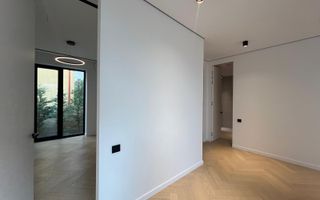 Vila eleganta | arhitectura moderna, panouri solare, finisaje premium și piscina - Poză 18