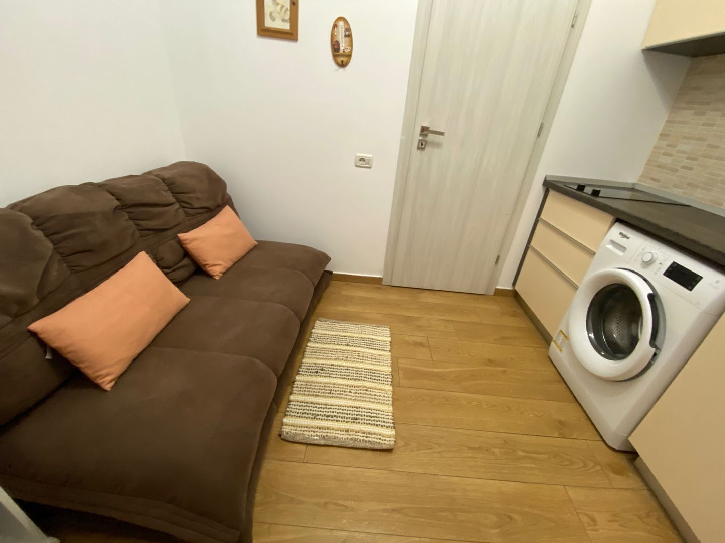 Vand/schimb ap 2 camere in Mamaia N - zona cluburilor - Poză 4