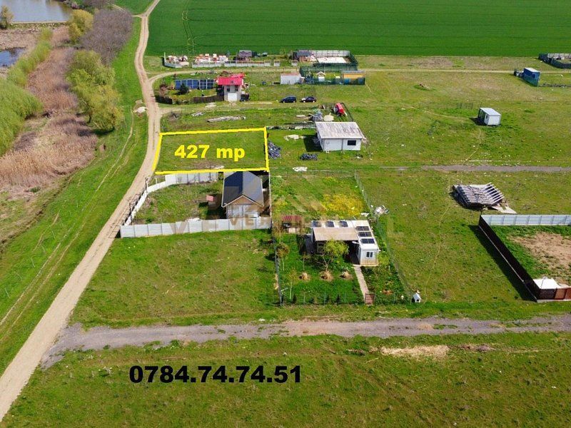 Teren INTRAVILAN in zona lacului - comuna Berceni - Poză 3