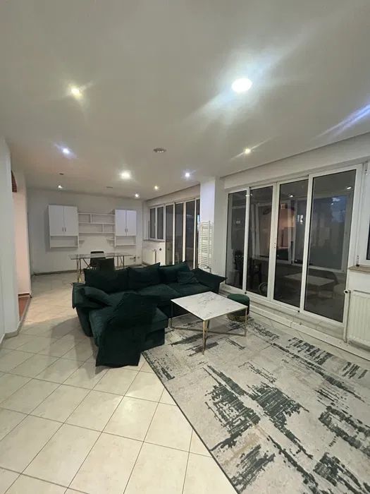 Apartament spațios cu 2 camere - Ultracentral - Poză 1