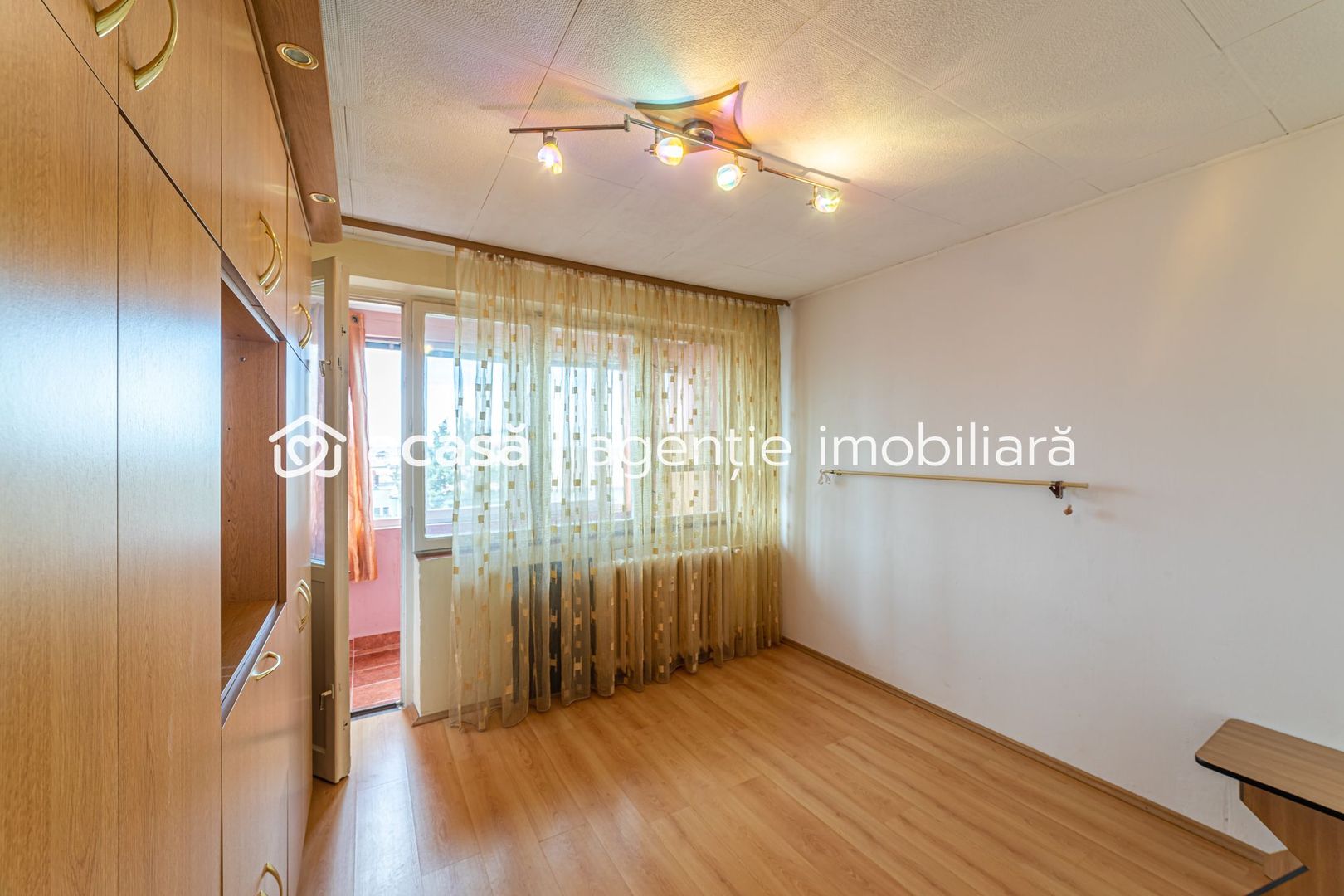 Apartament decomandat cu 2 camere zona Boul Roșu - Poză 5