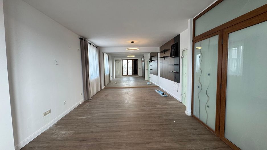 COMISION 0 | Penthouse | 3 camere | 143 mp utili | Complex Studențesc - Poză 9