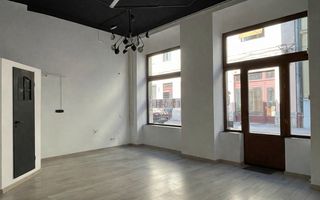 Spațiu comercial de inchiriat | Ultracentral | Zonă pietonală | Oradea - Poză 2