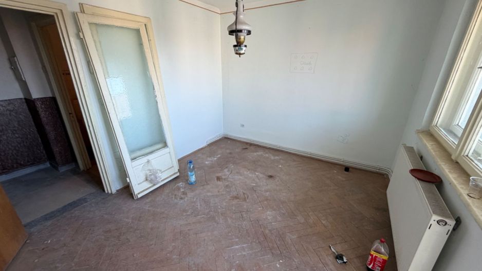 Apartament 3 camere, decomandat - Cugir - Poză 6