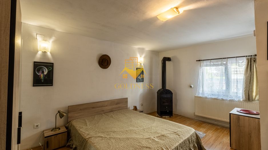 1 camera, curte, 42 mp, Andrei Muresanu, Zona Engels Bistro, Parcare - Poză 2