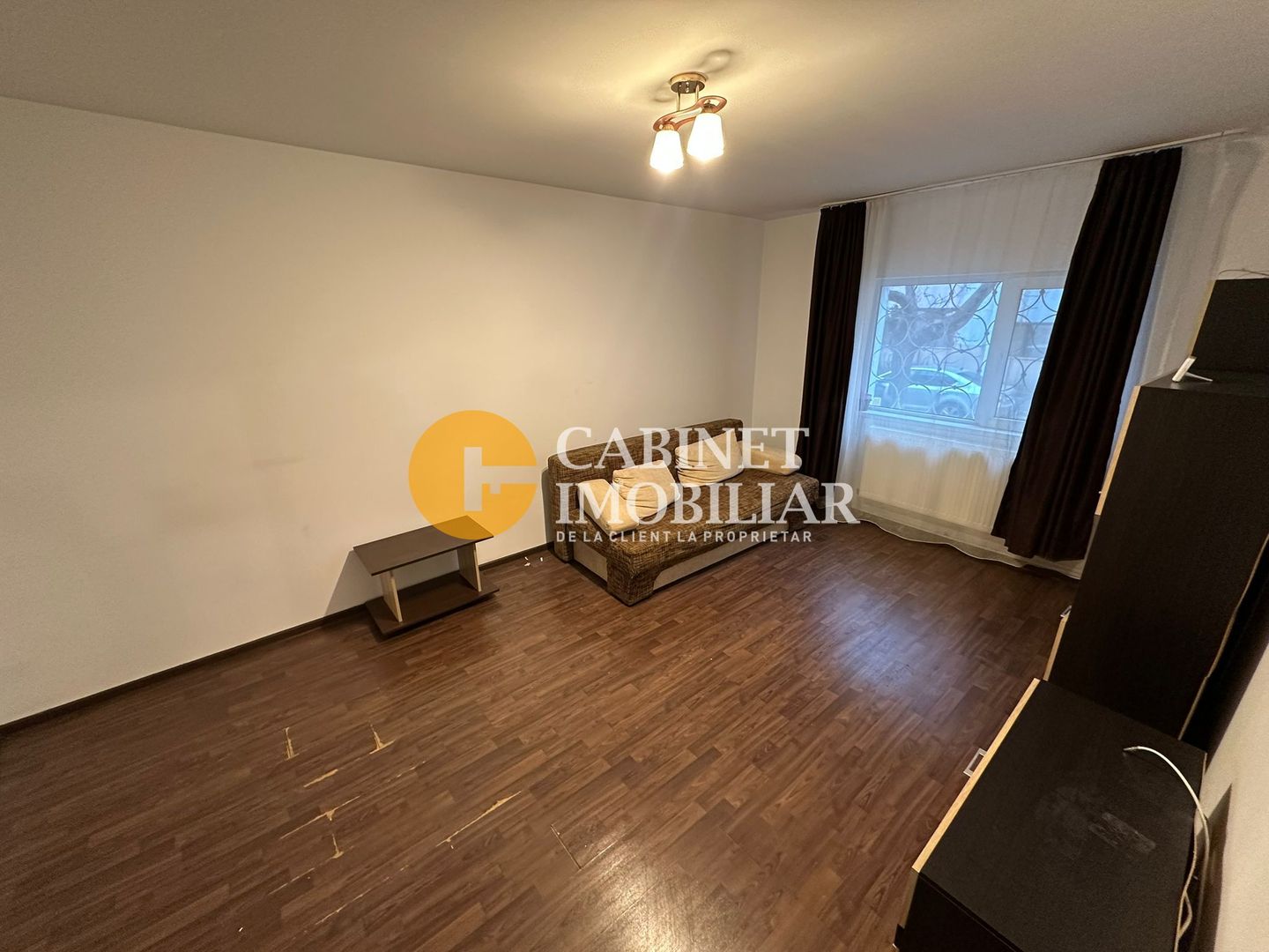 PODUL DE FIER - 2 CAMERE DECOMANDAT - BLOC 1981 - Poză 5