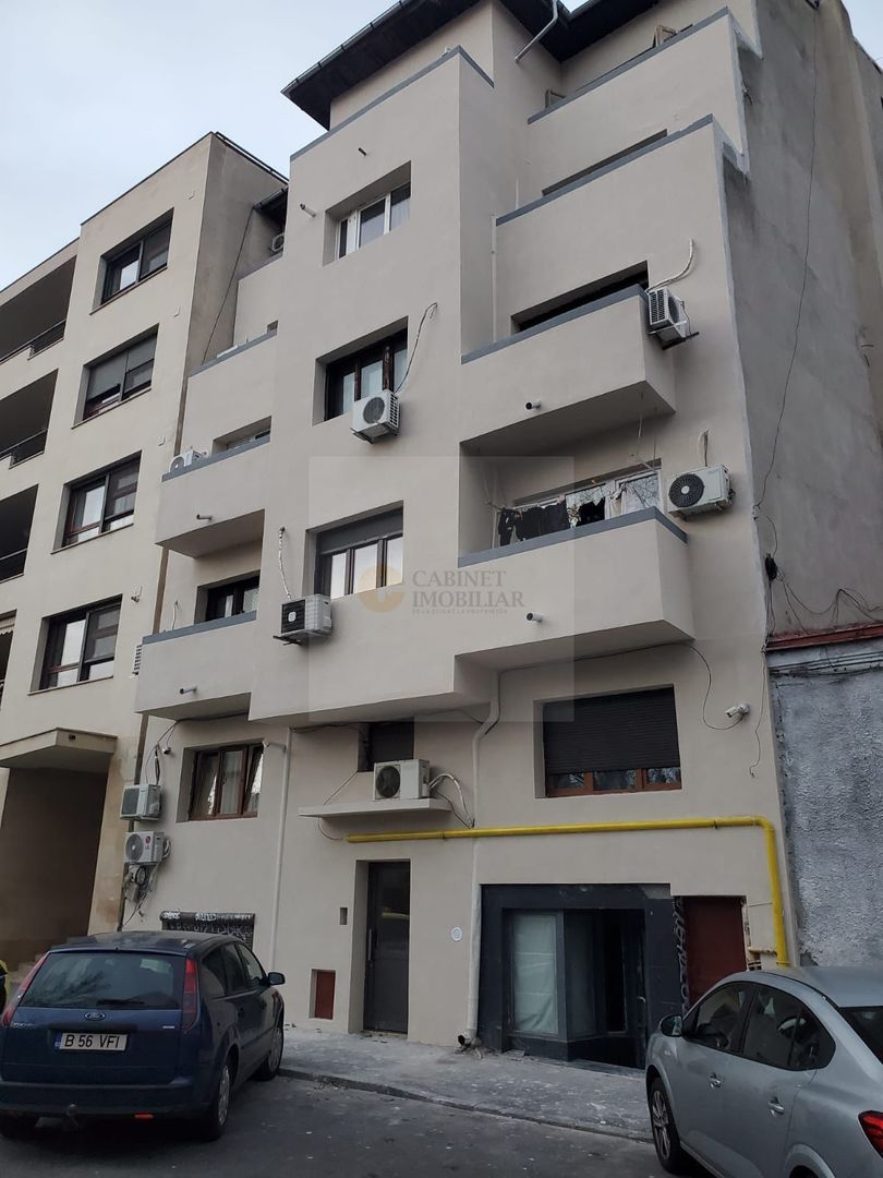 2 camere I Piata Sfintii Voievozi - Victoriei I Parter inalt - Poză 6