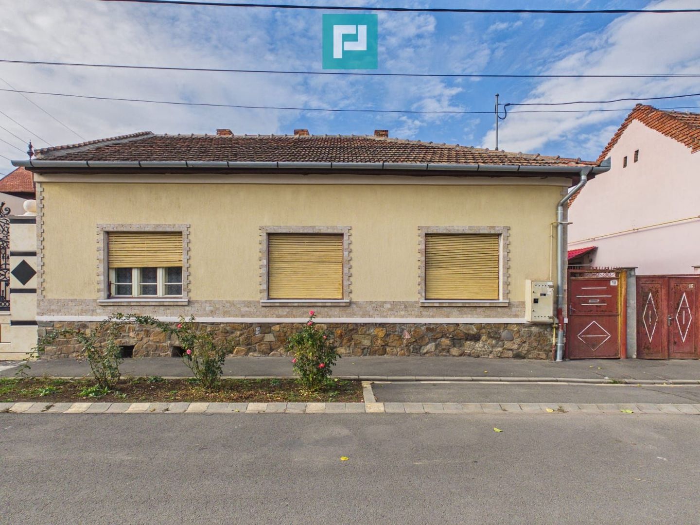 Casă individuală cu 4 camere, zona Centrală - Poză 1