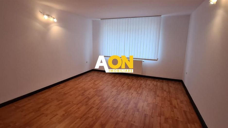 Casa de vanzare, 270MP Utili, 800MP Teren - Poză 10