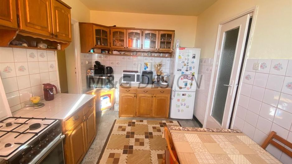 Apartament 3 camere Complex Studentesc - Poză 1