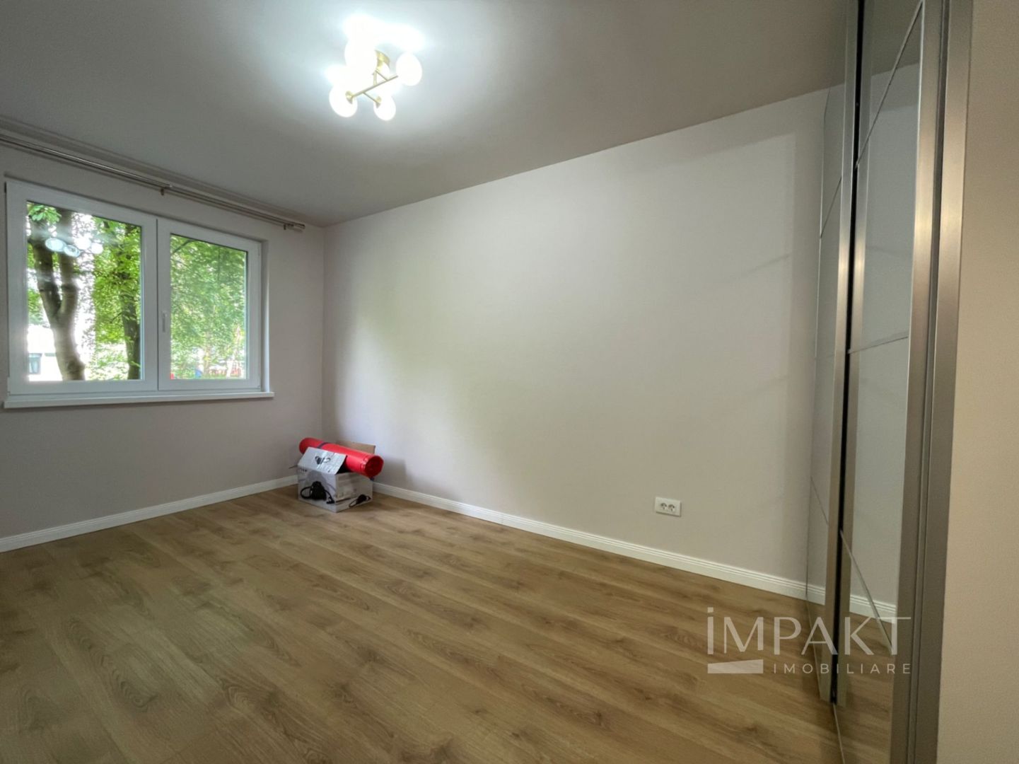 Apartament spatios cu balcon si garaj | Gheorgheni - Poză 8