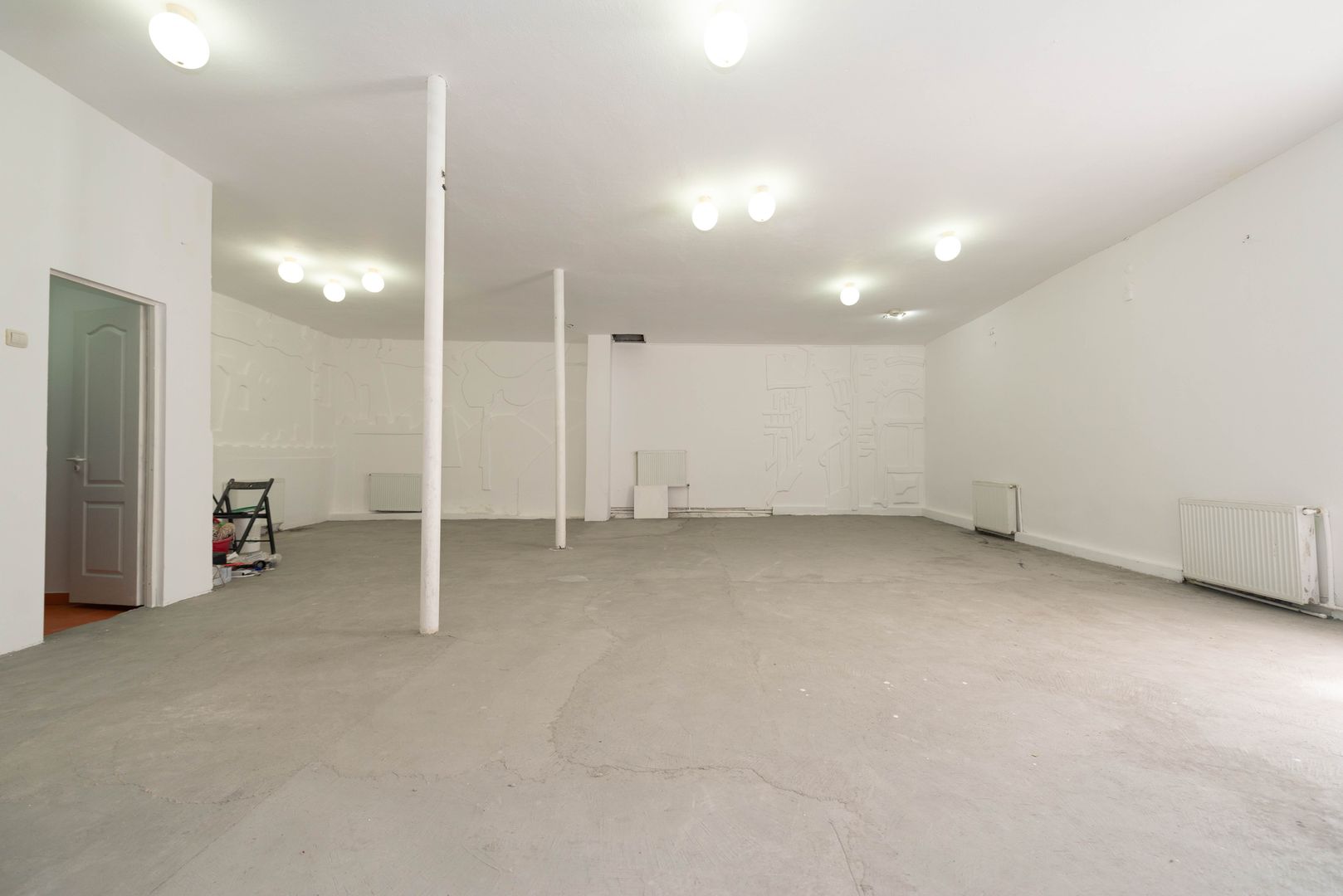 Spatiu comercial de 122mp în zona Grivita - Poză 2