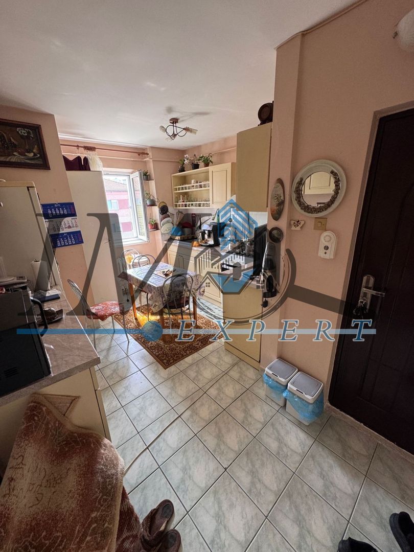 Apartament de vânzare cu 2 camere in zona centrala Alba Iulia - Poză 3