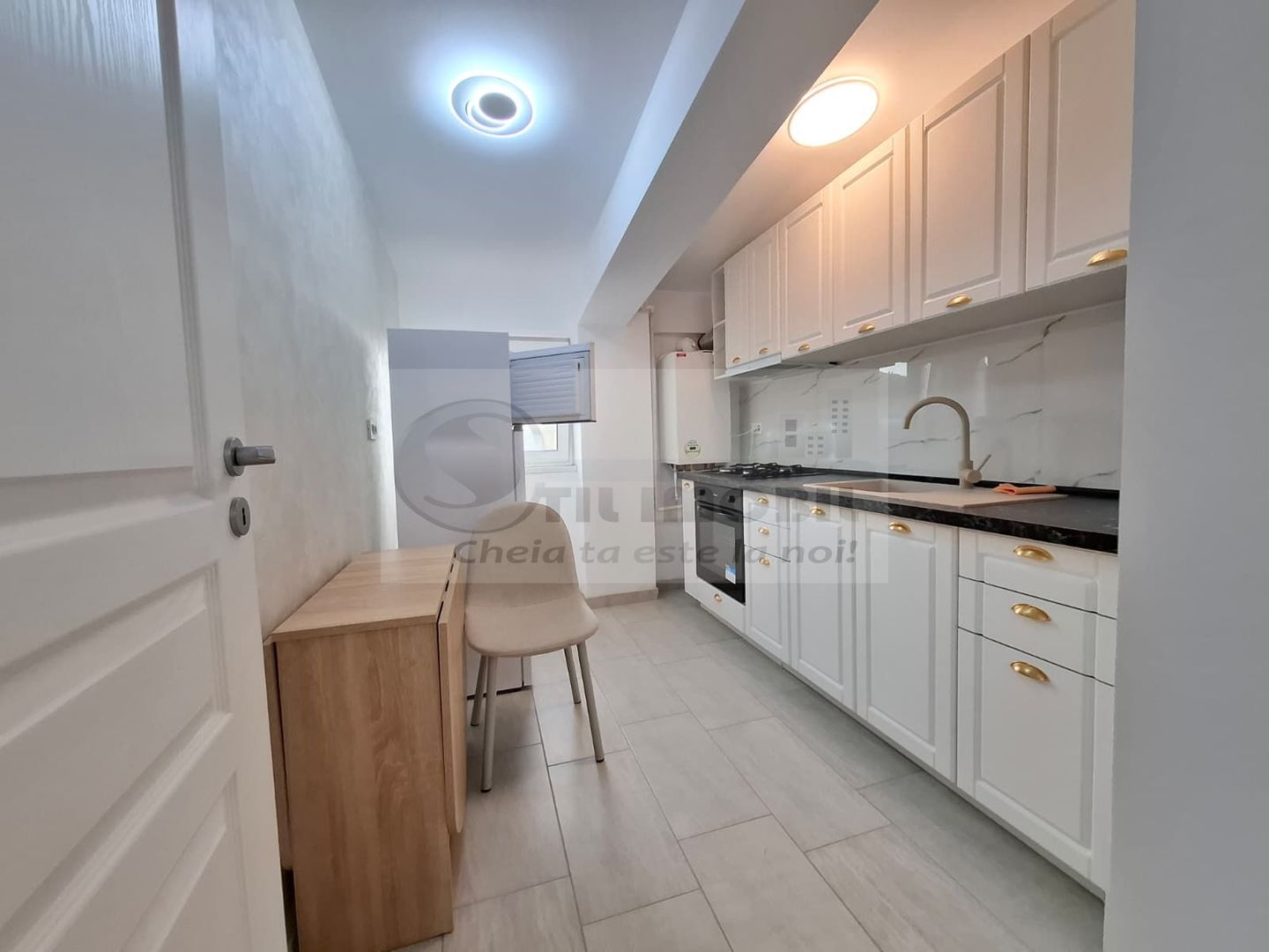 Liber, mobilat, de vanzare apartament 2 camere, Cug Pepiniera - Poză 3