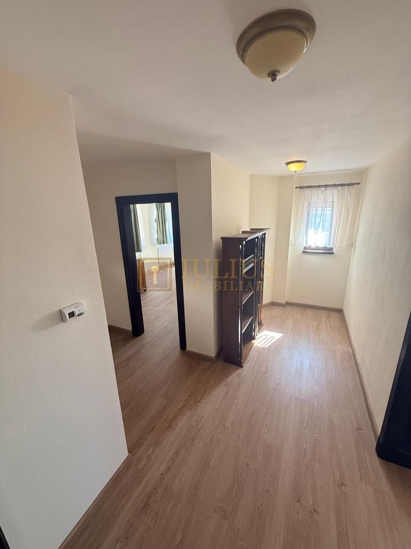Mosnita Noua-Castel Royal| 2 camere| stil bavarez din lemn si piatra naturala - Poză 9