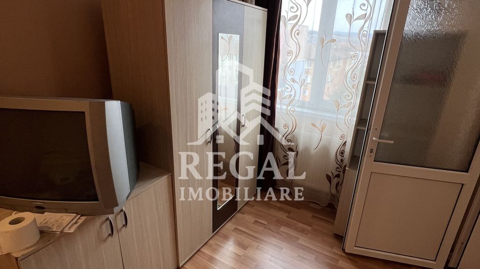 Apartament 2 camere – zonă centrală – ideal pentru locuit sau investiț - Poză 2