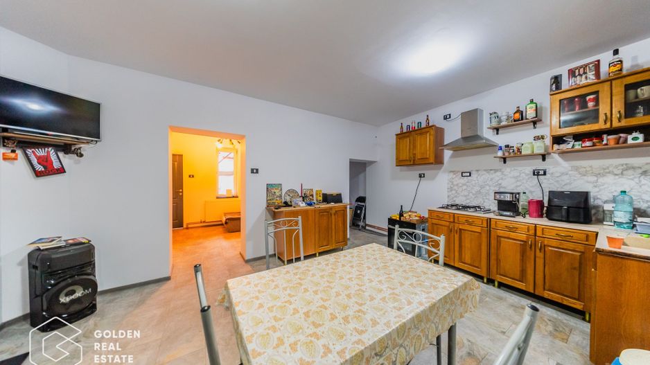 Casa  individuala, zona Biserica Sarbeasca - Poză 1