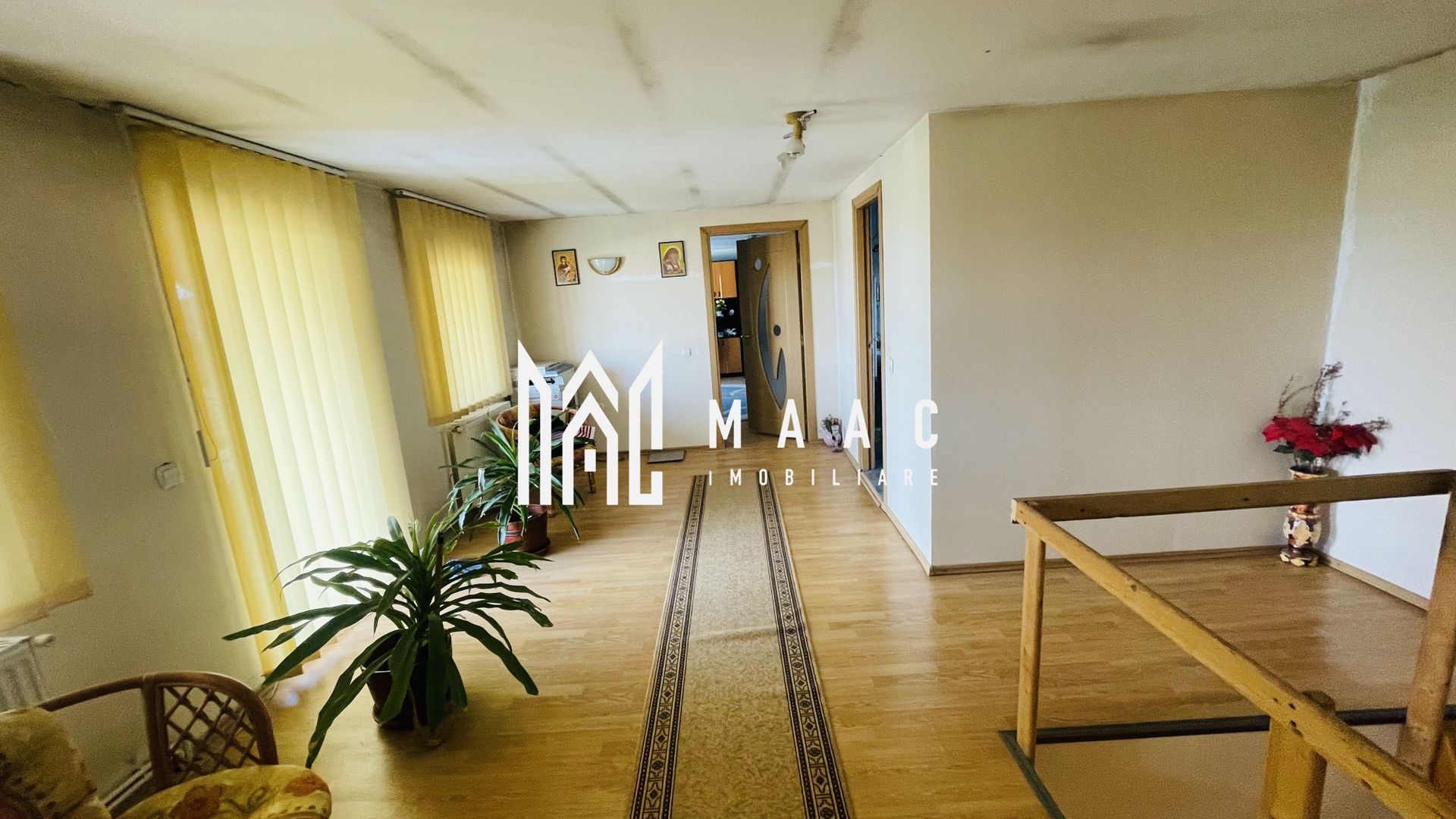 Vila 9 Camere I 5Bai | 370 MP I Curte 500 MP I Turnisor - Poză 10