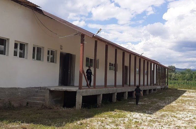 Hala de Inchiriat Godeni Arges - Poză 4