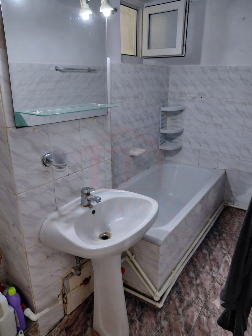 🏡 Apartament cu 1 cameră de vânzare – Zona Piața Centrală - Poză 8