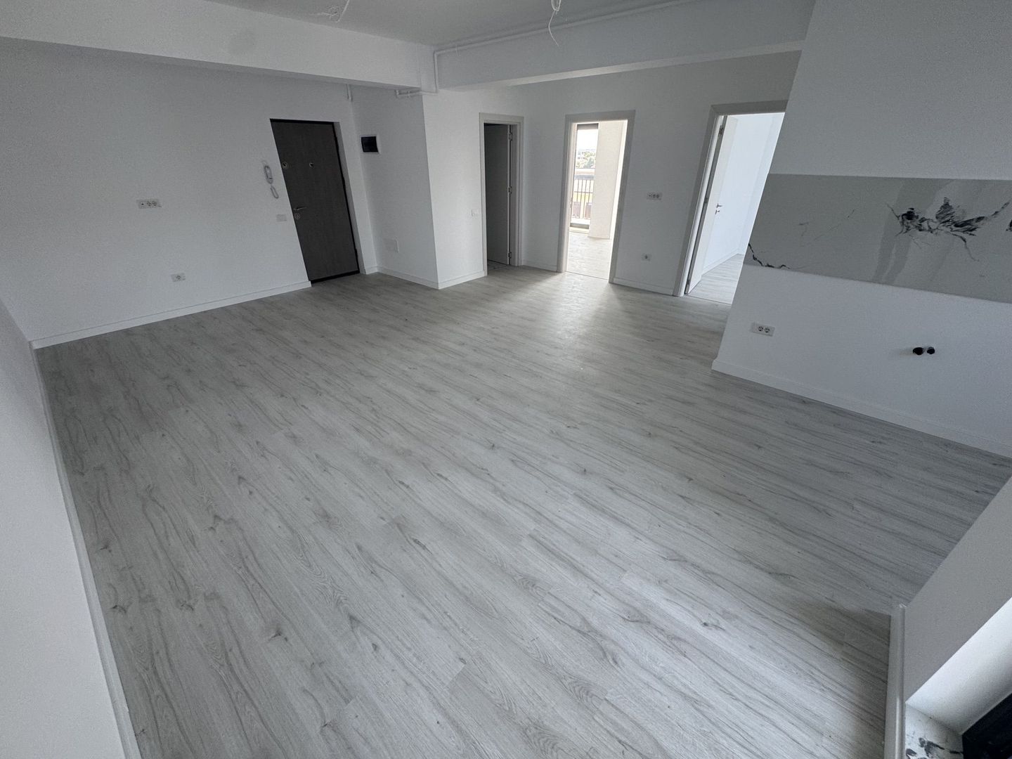 Apartament 3 camere Otopeni 0.8km METROU, finisaje PREMIUM - Poză 7