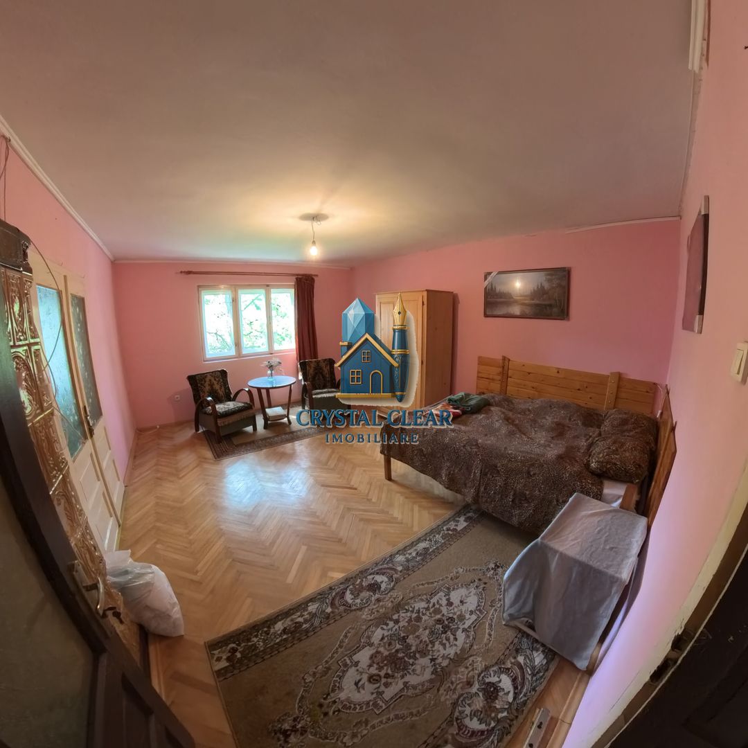 Casă 2 camere + teren 1700 mp - zona Platoul Cornești, str. Trebely - Poză 3