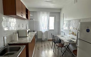 2 camere decomandate/ Zona Golden Tulip - Poză 1