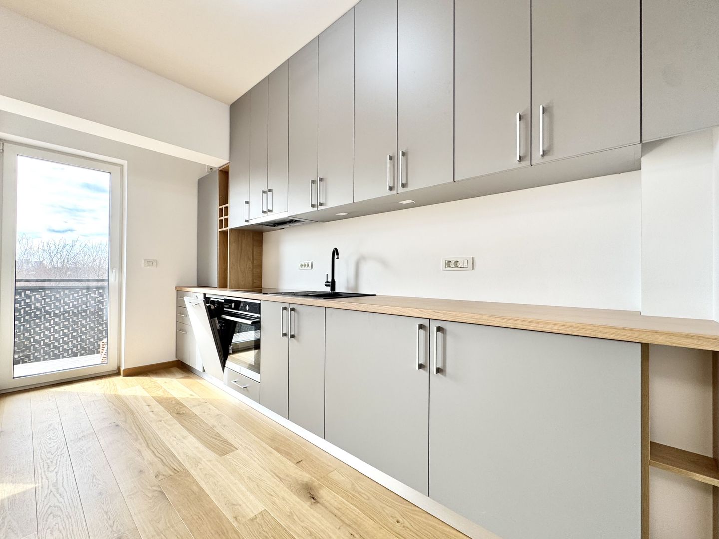 Apartament modern, 2 camere – Zona Lipovei - Poză 11