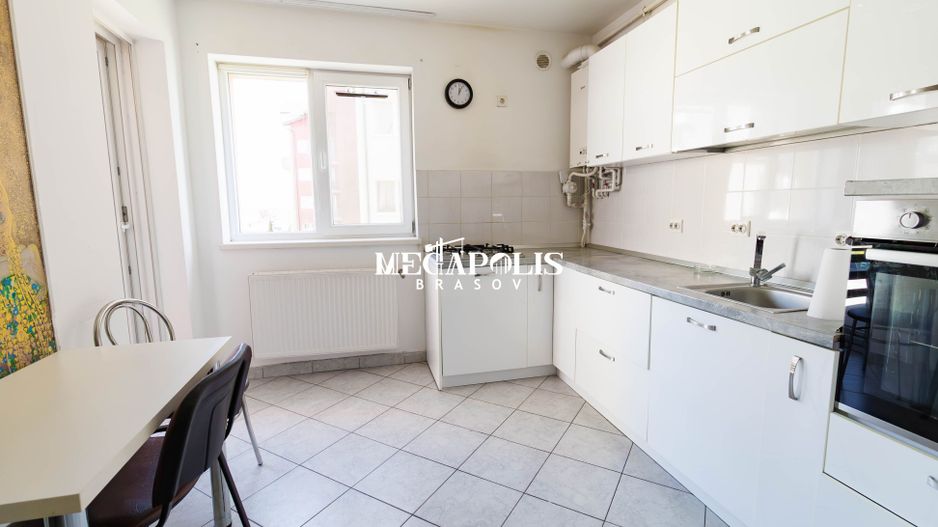 Apartament 2 Camere Decomandat / Etaj Intermediar Sanpetru - Poză 12