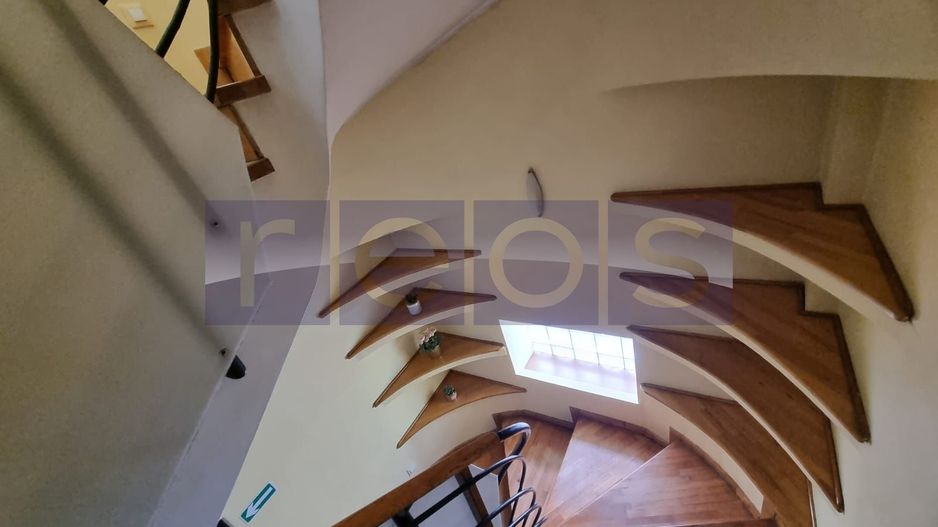 DE INCHIRIAT VILA  D+P+1+2 + CURTE | ZONA PARCUL CAROL - Poză 29