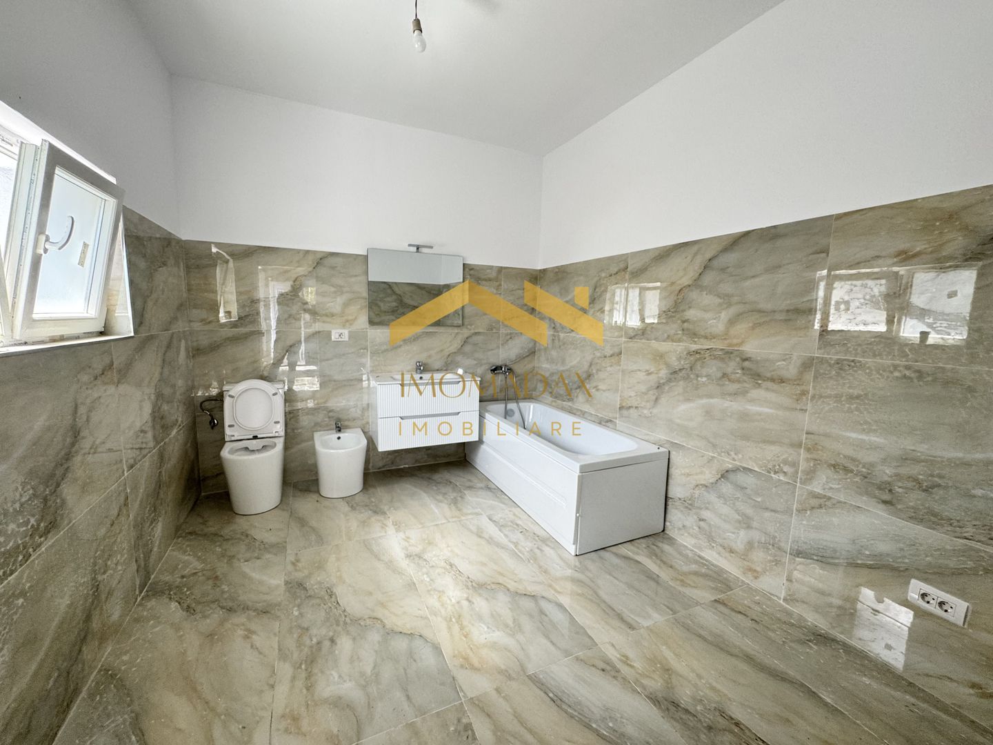 - Duplex -3 camere - 2 bai - - Poză 9