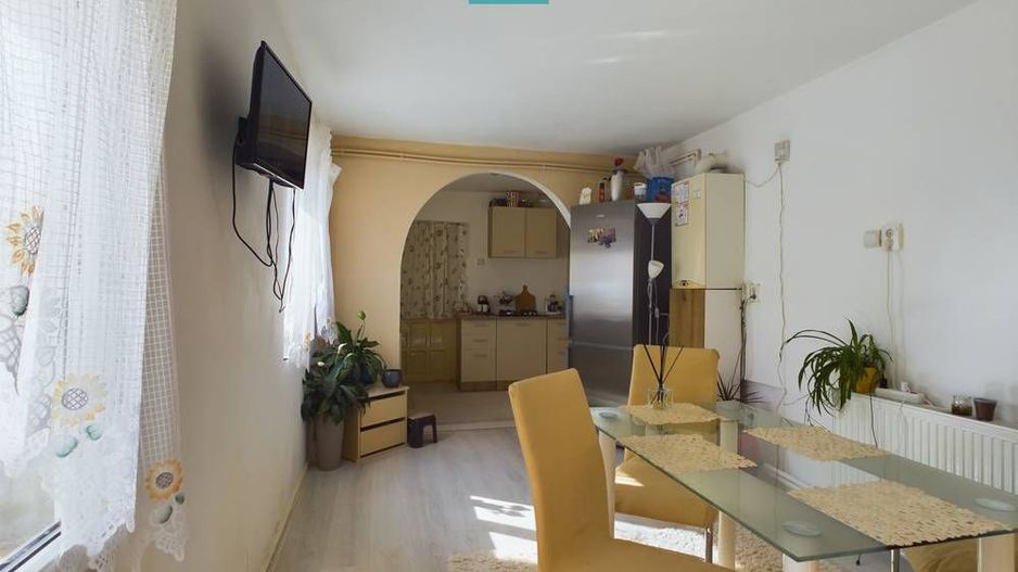 Casa de vânzare cochetă in Zimand-Cuz - Poză 14