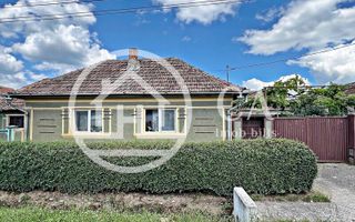 Casă de vânzare cu 3 camere în Ineu de Criș, Bihor - Poză 1