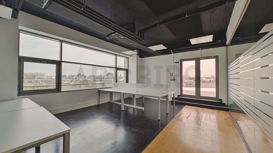 Zero comision, 290mp birou versatil cu terasa 340mp, Romana, 6' metrou - Poză 3