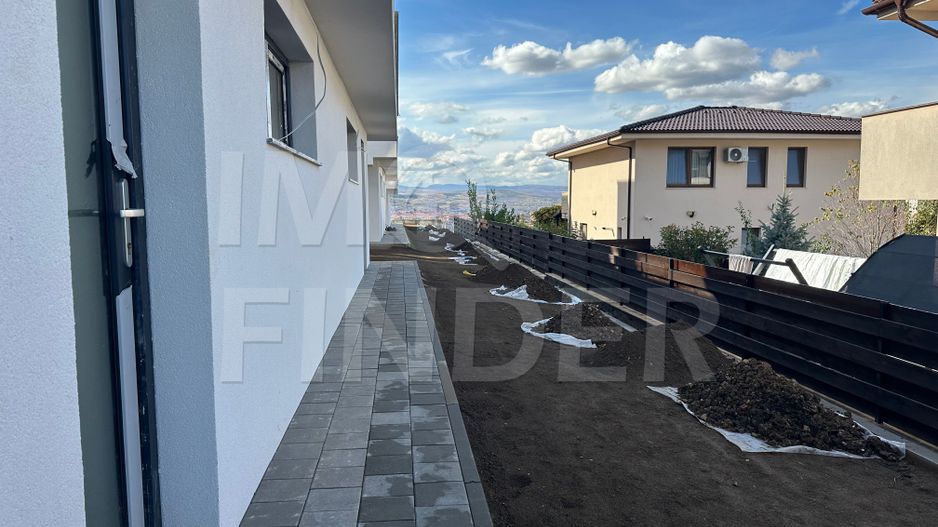 Casă în Florești, zona Vivo: 189 mp utili,  116 mp pe terase - Poză 31