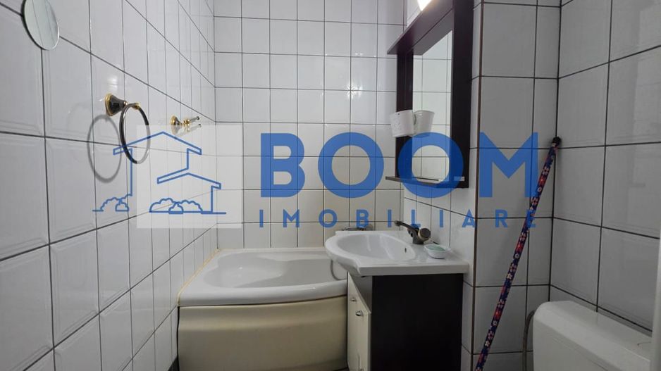 Apartament 2 camere ultracentral | Etaj 3 | Lift | Balcon 10 mp I-01 - Poză 7